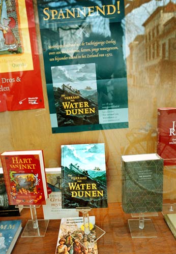 Het verraad van Waterdunen ligt overal in de boekhandels