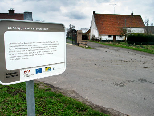 Hier stond het klooster Soetendaele - klik op de foto om het venster te sluiten